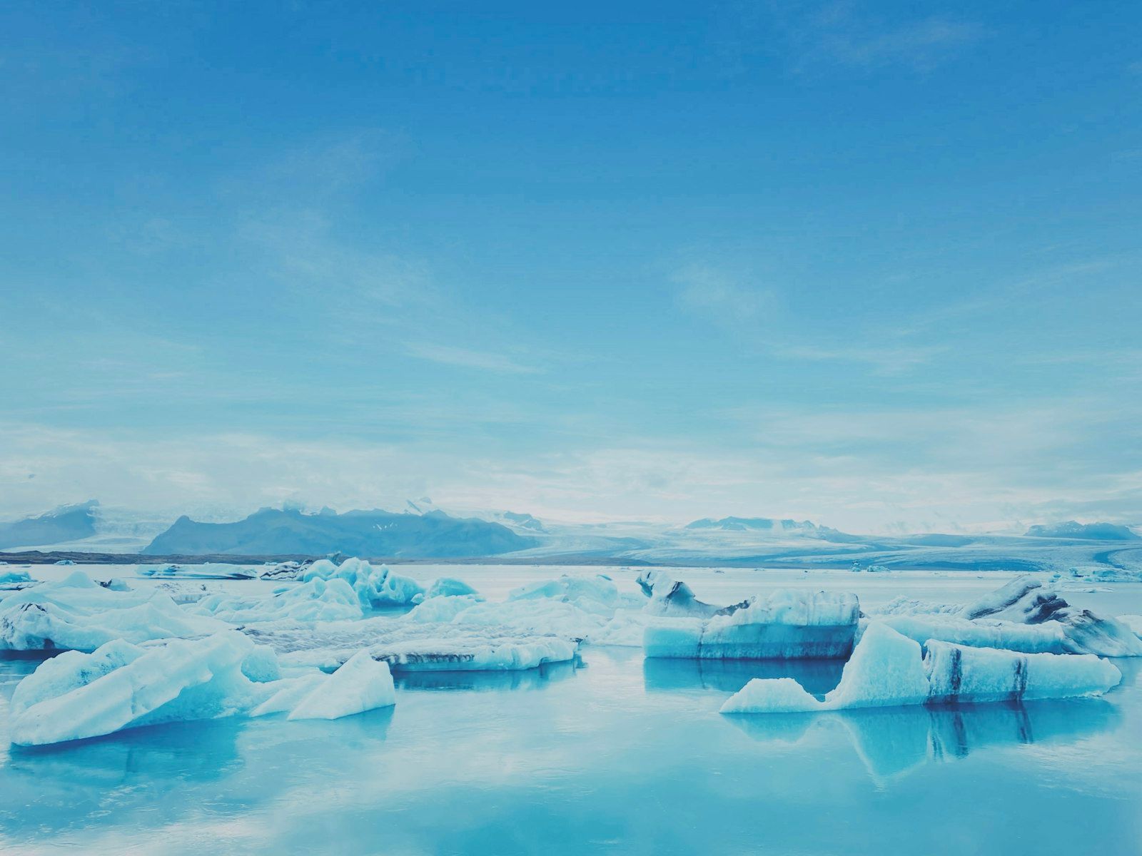 Jokulsarlon glacier lagoon